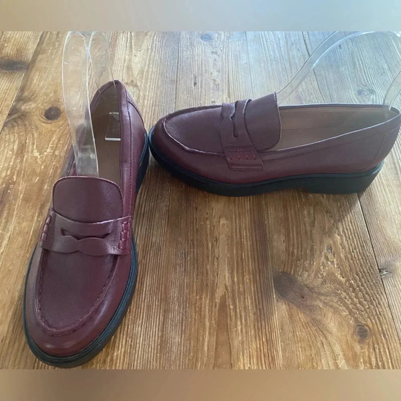 Nordstrom Shoes - Nordstrom Women's Lafayette Leather Classic Career Penny Loafer Burgundy 6 NWOT